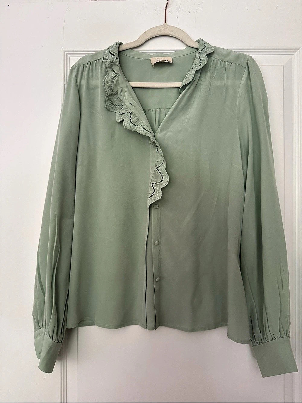 Sézane Chlo Shirt Lace Trim Blouse in pale Green silk Like New